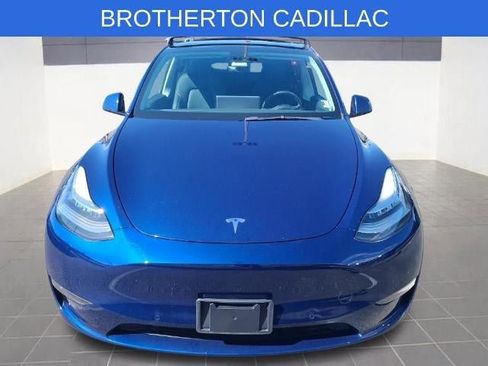Used 2022 Tesla Model Y Long Range image 2