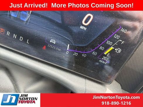 Used 2024 Ford Mustang Coupe RWD image 7