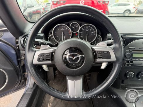 Used 2006 MAZDA MX-5 Miata Grand Touring w/ Premium Pkg image 8