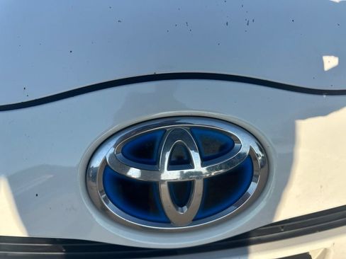 Used 2013 Toyota Prius C One FWD image 14