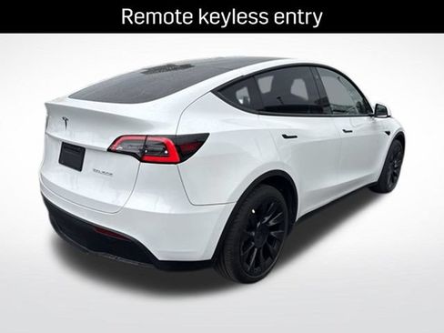 Used 2020 Tesla Model Y Long Range AWD/4WD image 3
