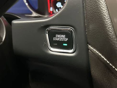 Used 2023 GMC Acadia Denali w/ Denali Ultimate Package image 11