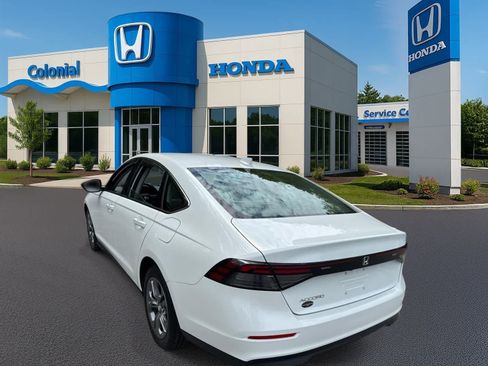 Used 2024 Honda Accord EX image 4