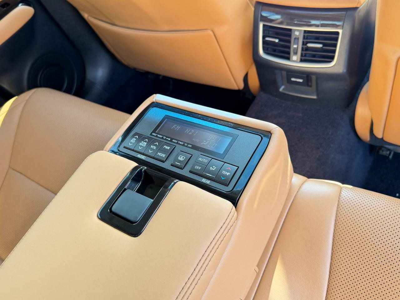 Used 2013 Lexus GS 350 AWD w/ Luxury Pkg w/Cold Weather Pkg image 40
