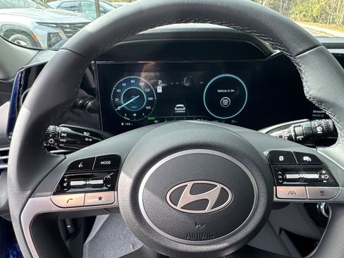 New 2026 Hyundai Elantra Limited image 16