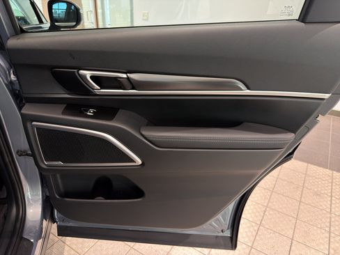 New 2025 Kia Telluride S image 23