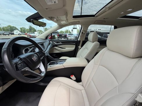 Used 2023 Buick Enclave Essence w/ Experience Buick Package AWD/4WD image 4