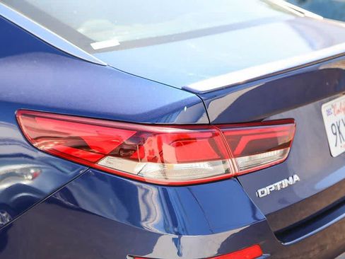 Used 2020 Kia Optima S w/ S Panoramic Sunroof Package FWD image 10