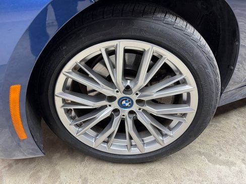 Certified 2023 BMW 330e xDrive w/ Driving Assistance Package image 28