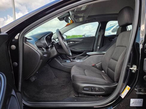Used 2024 Chevrolet Malibu LT FWD image 13