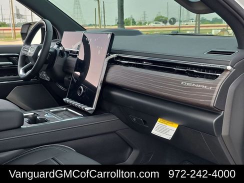 New 2025 GMC Sierra EV Denali image 28