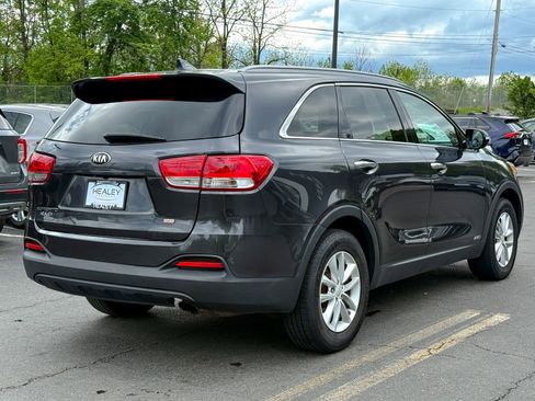 Used 2018 Kia Sorento AWD image 8