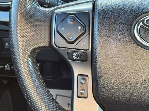 Used 2021 Toyota Tacoma TRD Sport w/ Technology Package image 23