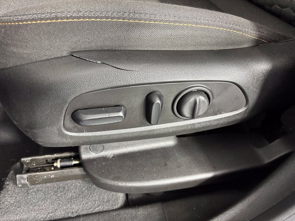 Used 2019 Chevrolet Equinox LT FWD image 30
