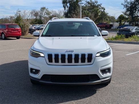 Used 2019 Jeep Cherokee Limited image 8