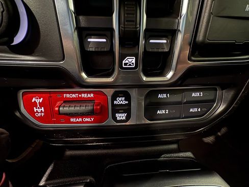 Used 2021 Jeep Wrangler Unlimited Rubicon AWD/4WD image 29