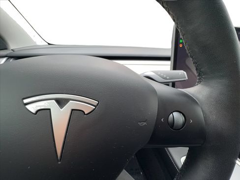 Used 2023 Tesla Model Y Performance AWD/4WD image 38