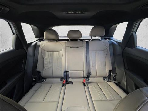 New 2026 Audi Q3 quattro 2.0T AWD/4WD image 14
