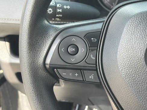 Used 2024 Toyota RAV4 XLE FWD image 26