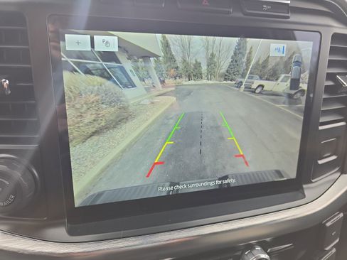 Used 2022 Ford F150 Lariat AWD/4WD image 13