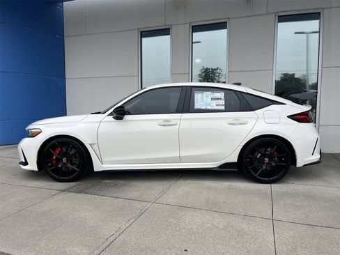 New 2025 Honda Civic Type R image 2