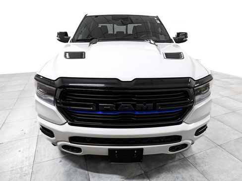 Used 2023 RAM 1500 Laramie AWD/4WD image 3