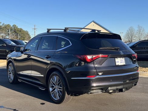 Used 2023 Acura MDX Advance image 2