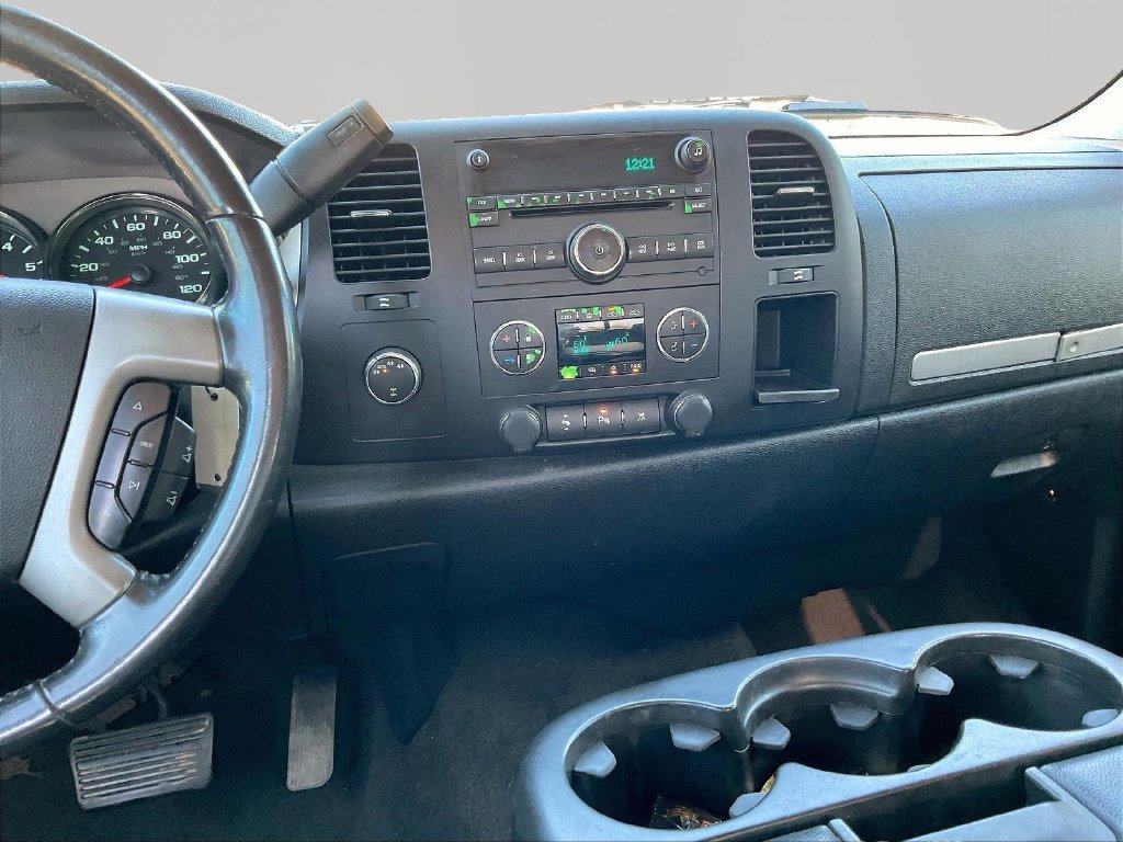 Used 2008 Chevrolet Silverado 1500 LT w/ All Star Edition AWD/4WD image 13