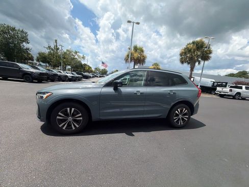 Used 2024 Volvo XC60 B5 Core AWD/4WD image 13