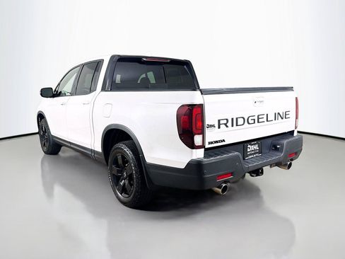 Used 2024 Honda Ridgeline Black Edition image 10