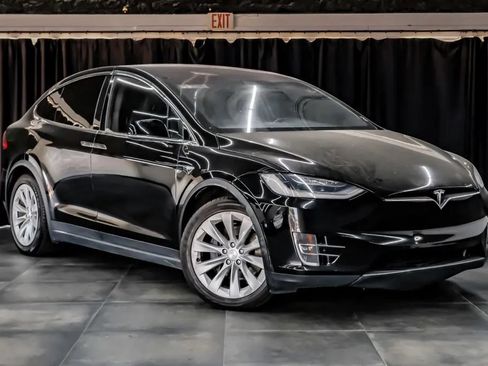 Used 2020 Tesla Model X Long Range AWD/4WD image 10