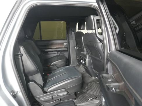 Used 2020 Ford Expedition Max Limited RWD image 28