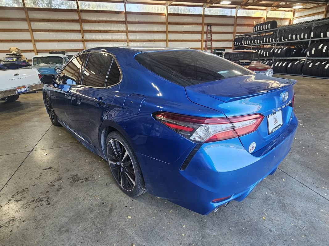 Used 2018 Toyota Camry XSE FWD image 6