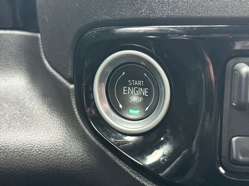 Used 2025 Chevrolet Silverado 1500 LT image 21