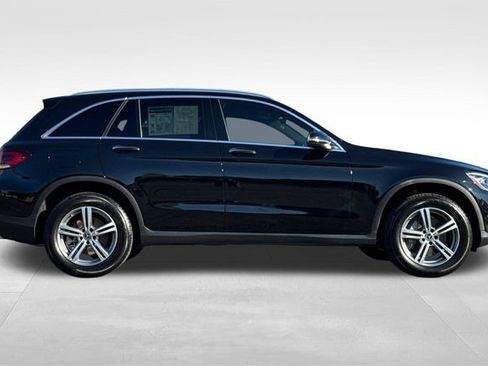 Used 2021 Mercedes-Benz GLC 300 image 3