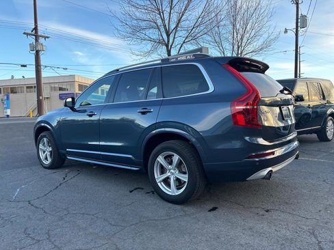 Used 2018 Volvo XC90 T5 Momentum AWD/4WD image 3