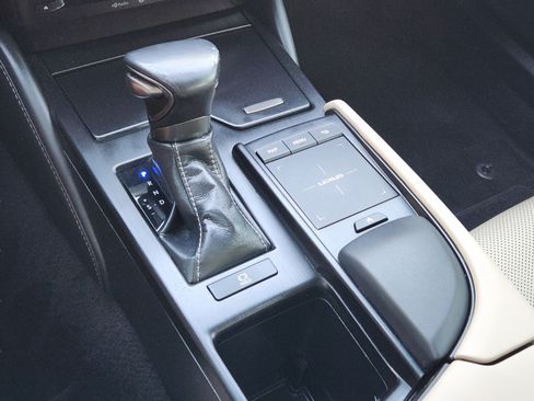 Used 2019 Lexus ES 350 w/ Premium Package FWD image 14