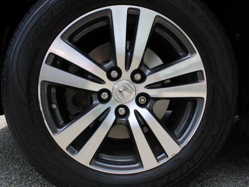 Used 2018 Honda Pilot EX image 19