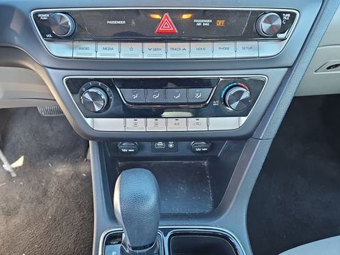 Used 2019 Hyundai Sonata SE image 20