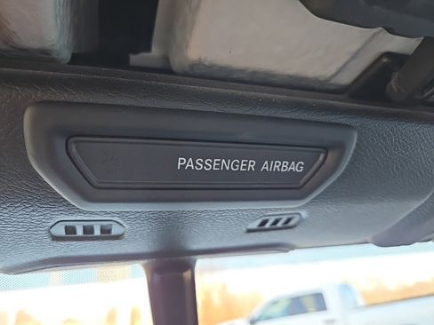 Used 2018 Jeep Wrangler Unlimited Sahara image 78