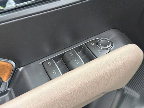 New 2026 GMC Canyon Denali AWD/4WD image 15