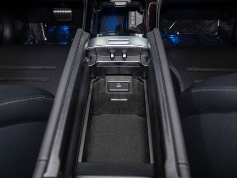 New 2026 Mercedes-Benz GLC 300 4MATIC image 21