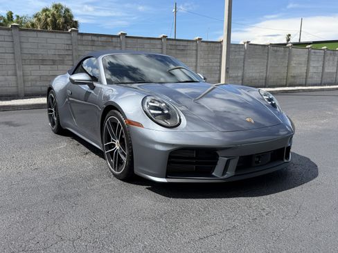 Used 2025 Porsche 911 Carrera S RWD image 9