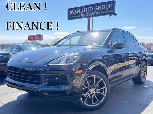 Used 2019 Porsche Cayenne Base AWD 4dr SUV w/ Premium Package image 1