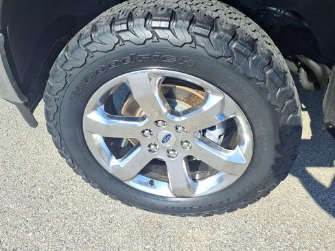 Used 2021 Ford F150 Lariat w/ Max Trailer Tow Package AWD/4WD image 5
