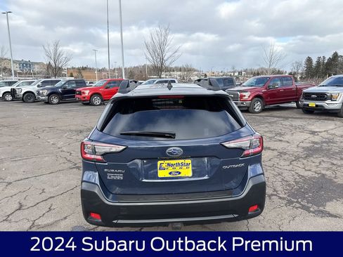 Used 2024 Subaru Outback Premium image 8