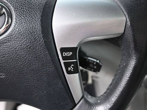 Used 2013 Toyota Highlander SE AWD/4WD image 25