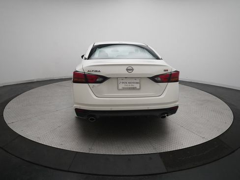 Used 2024 Nissan Altima 2.5 SR FWD image 25