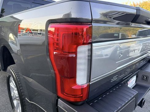 Used 2018 Ford F250 Platinum w/ Platinum Ultimate Package AWD/4WD image 10