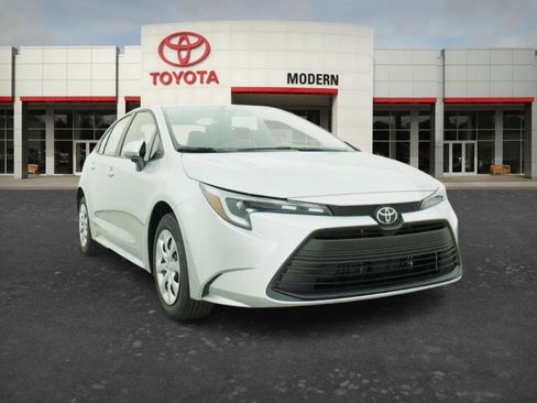 New 2026 Toyota Corolla LE FWD image 14
